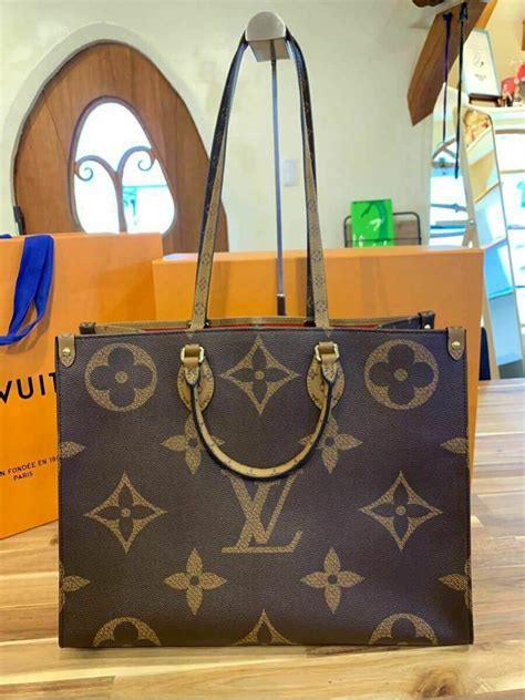 louis vuitton on the go cost.